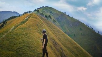 Bukit Siadtaratas, Spot Cantik Untuk Melihat Danau Toba dari Ketinggian