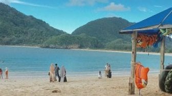 Tak Kalah Indah dari Kuta, Begini Eksotisnya Pantai Lampuuk di Aceh