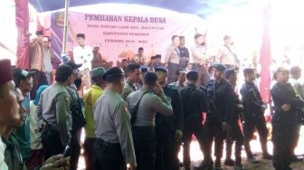 Calonnya Dicoret dari Kontestasi Pilkades, Massa Rusak TPS di Sumenep