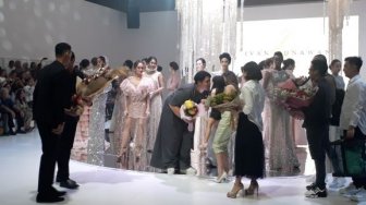 Cantik Elegan Koleksi Glams Wear, jadi Debut Ivan Gunawan Kembali ke IPMI