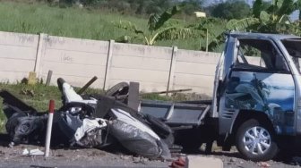 Ngebut Naik BMW, Remaja 15 Tahun Ini Seruduk Pickup di Tol Waru-Sidoarjo