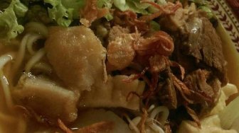 Kuliner Hari Pahlawan, Tahu Campur Surabaya yang Khas