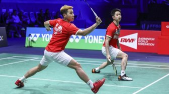 Menang Mudah atas Kamura / Sonoda, Kevin / Marcus Kampiun Fuzhou China Open