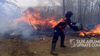 Wisata Karangpara Terbakar Lagi, Tiga Warung Ludes Dilalap Api