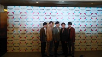 Jumpa Fans Perdana, Arashi Umumkan Tur ke Indonesia