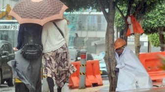 Hujan Lebat Disertai Petir dan Angin Diprediksi Selama Sepekan
