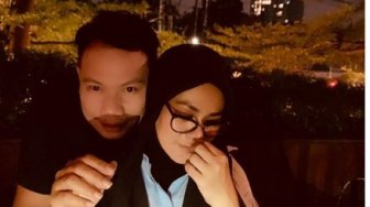 Sarita Abdul Mukti Mesra dengan Vicky Prasetyo, Netizen Nasihati Begini