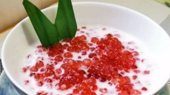 Mudah dan Praktis, Cobain Masak Bubur Sagu Mutiara untuk Buka Puasa Yuk!