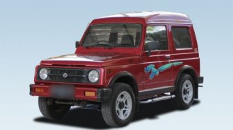 Apa Bedanya Suzuki Jimny Lawas dan Suzuki Katana?