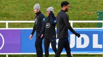 Legenda Man United: Keputusan Southgate Mencoret Sterling sudah Benar