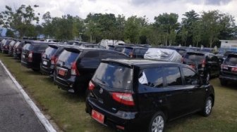Lelang Secara Online, Satu Unit Mobil Dinas Bekas Diminati Hingga 50 Orang