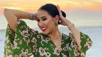 Sempat Tersandung Skandal Lipstik, Jaclyn Hill Rilis Ulang Kosmetiknya