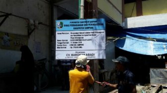 Ganggu Bongkar Muat, Pedagang Keluhkan Proyek Pemasagan Kanopi