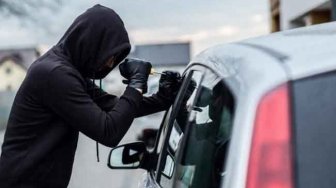 Nahas! Alphard Umur 4 Hari Raib di Parkiran RSUD Raden Mattaher Jambi