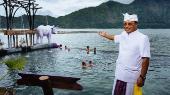 Kembangkan Destinasi Wisata Toya Devasya, Ini Kisah Sukses I Ketut Mardjana