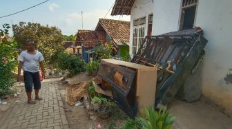 Sedang Tidur di Kamar, Pasangan Suami Istri di Serang Terbakar