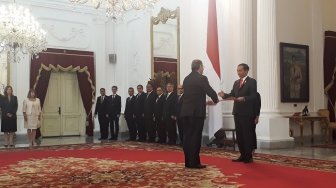 Presiden Jokowi Terima 14 Dubes Luar Biasa di Istana Merdeka