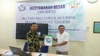 Muhammad Zuhri Terpilih Jadi Ketua IKA STIkes Payung Negeri