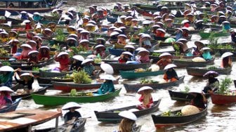 Hebat! Pedagang di Banjarmasin Pecahkan Rekor MURI Pembagian Sayuran