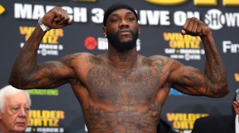 41 Kali Menang KO dari 43 Laga, Ini Petinju yang Tak Bisa Di-KO Wilder