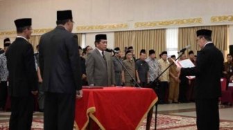 Pendapatan Sekdaprov Riau Yan Prana Jaya Kalahkan Presiden Jokowi