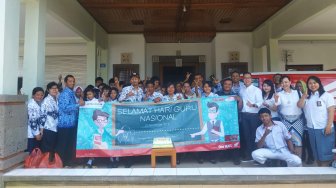 Hari Guru, Astra Motor Bali Kunjungi SLB dan Berikan Service Gratis