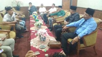 Kadis PU Sering Molor, Alasan Dewan Muaro Jambi Lempar Botol