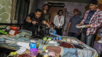 Rumah Tempat Pembuatan Narkoba di Gerebek Polisi