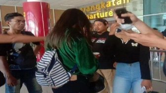 Terjerat Prostitusi, Keperawanan Yeye Dihargai Rp 300 Ribu