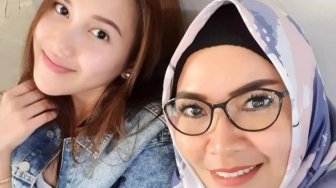 Semprot Orangtua KD, Umi Kalsum: Anakmu Apa? Anakku Artis