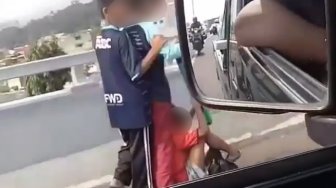 Viral Bocah Pengendara Skuter Listrik Berbonceng Tiga, Minimnya Regulasi Membuat Warga Resah