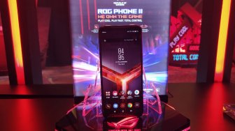 Unboxing Ponsel Gaming Sultan, Asus ROG Phone II