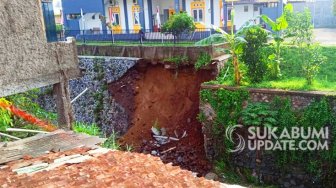 TPT Sungai Cisuda Ambruk, Kantor DPD PKS Kota Sukabumi Terancam