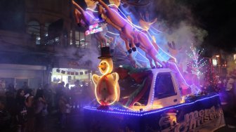 Kemeriahan Parade Santa Claus di Tomohon