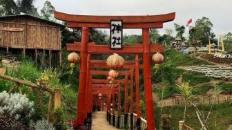 Bak Kuil di Jepang, Begini Cantiknya Taman Jinja di Bali