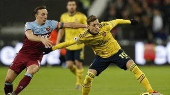 Gembiranya Mesut Ozil Lihat Arsenal Bisa Menang Lagi