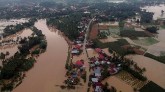 Ratusan Hektar Sawah dan Permukiman Warga Terendam Banjir