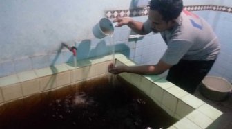 Bengawan Solo Tercemar Industri Batik, Warga Lamongan Kesulitan Air Bersih