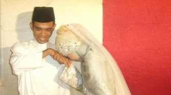 Dicerai Ustaz Abdul Somad, Mantan Istri Kini Jualan Rendang Jadi Sorotan