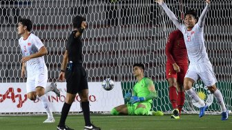 Gawangnya Dibobol Vietnam 3 Gol di Final SEA Games, Nadeo Argawinata Sedih