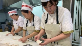 Tujuh Warga Australia Tewas Akibat Letusan Gunung di White   Tujuh Warga Australia Tewas Akibat Letusan Gunung di White