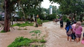 Solok Selatan Kembali Diterjang Banjir, Enam Rumah Hanyut