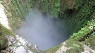 Menengok Pesona Hatusaka, Gua Terdalam Indonesia dari Maluku