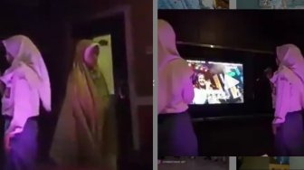 Viral Pelajar Salat di Tempat Karaoke, Temannya Tetap Asik Nyanyi