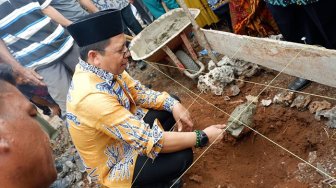 Peletakan Batu Pertama, Tomy Satria Ingin Bontotiro Jadi Wisata Religi