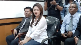 Gugat Cerai, Jenita Janet Sedih Dianggap Lupakan Jasa Suami