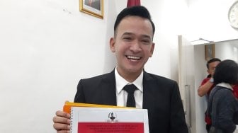 Lulus Sidang Magang, Tahun Depan Ruben Onsu Bisa Wisuda