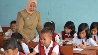 Alhamdulillah! Tunjangan Profesi Guru dan Gaji 13 di Aceh Cair