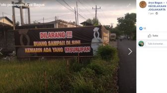 Netizen Dibuat Ngeri Sosok Ini di Spanduk Larangan Buang Sampah di Bantul