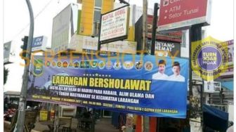 CEK FAKTA: Viral Spanduk Larangan Bersholawat, Benarkah?